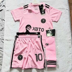 BNWOT Adidas Inter Miami FC Messi 10 Youth Size 18 Full MLS Kit!!